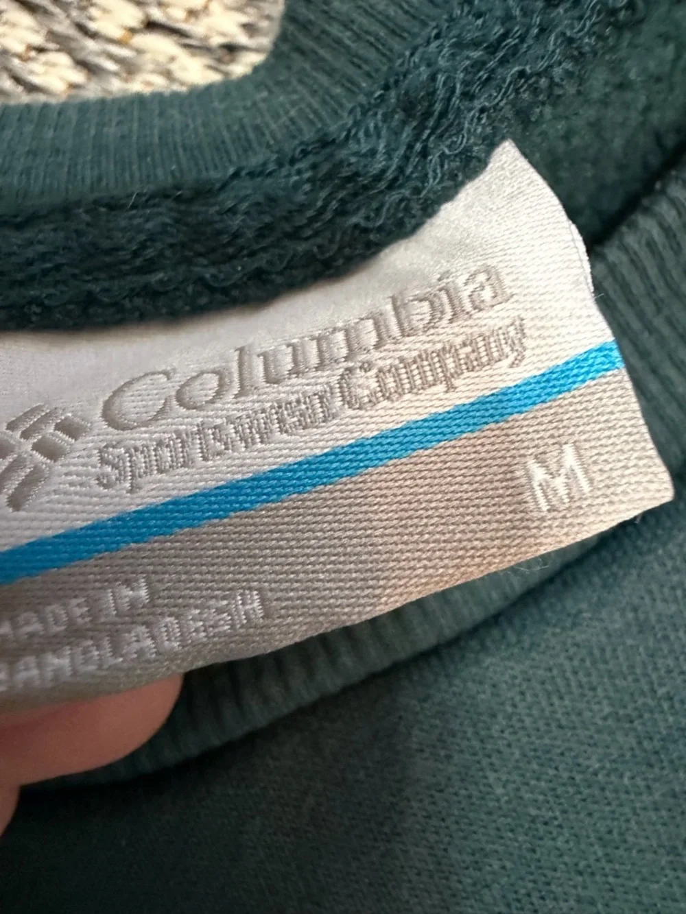 Columbia Tweens Dark Teal Crewneck Sweatshirt with Mint Logo Size Medium Unisex